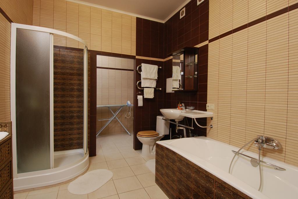 Botanic Saksaganskogo Apartment Kiev Exterior foto